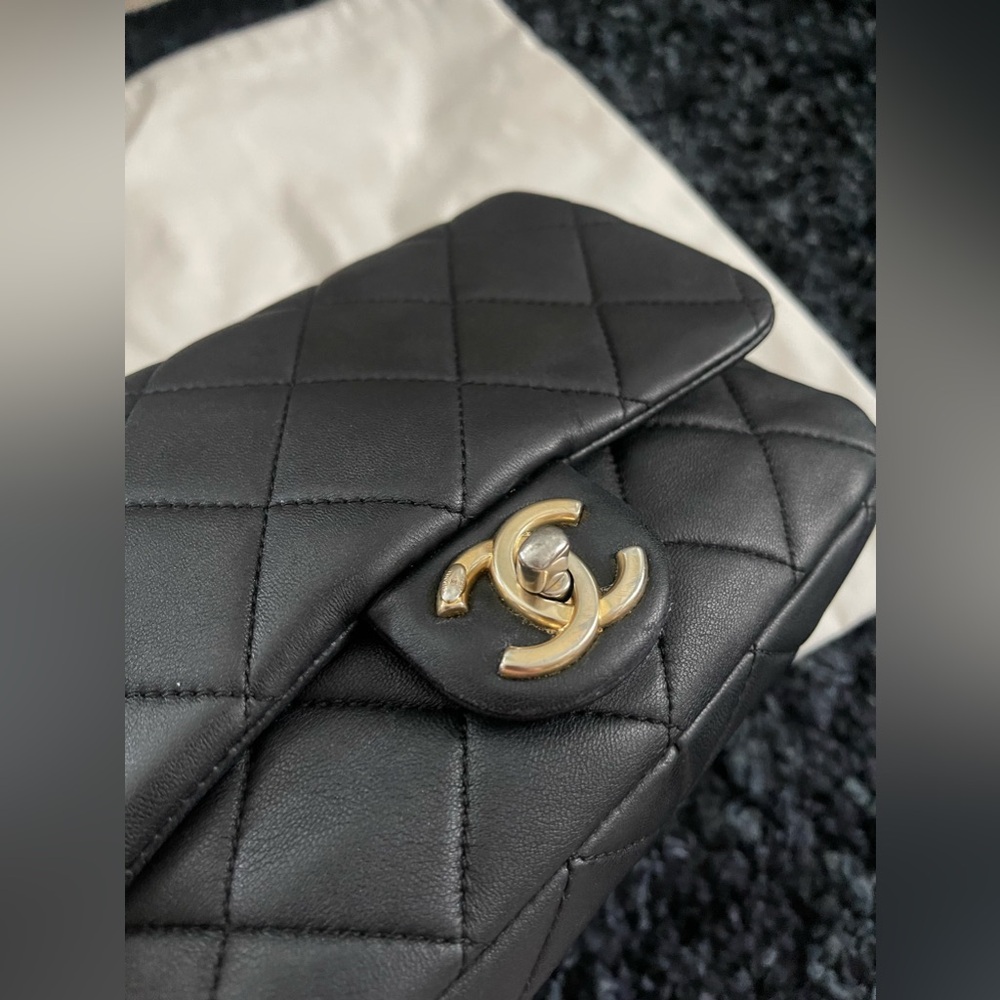 Chanel chain bag - Picture 10 of 15